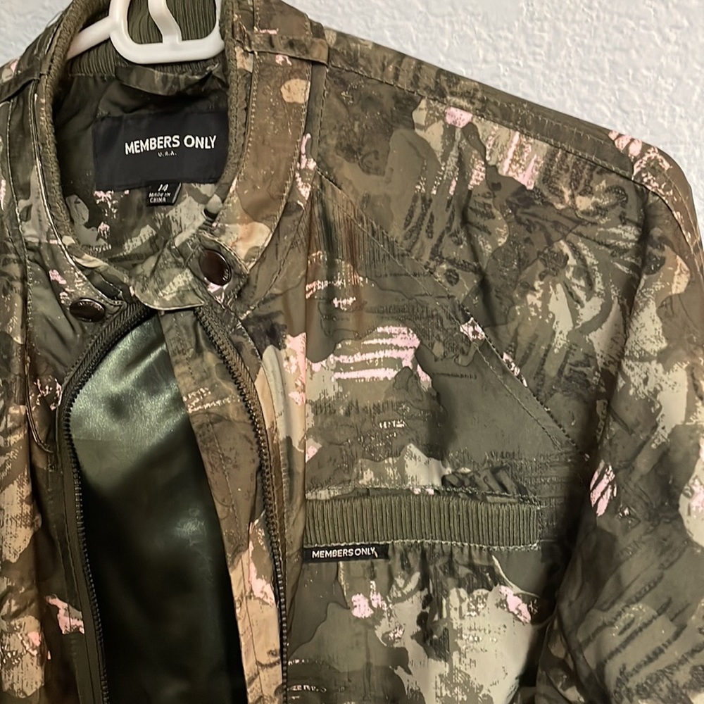 Jacket - Picture 3 of 7